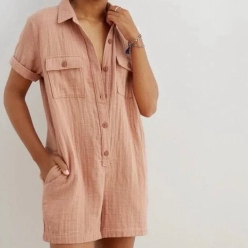 Aerie Romper Size Medium Peach Orange Gauze Boho Beach Softest Cotton Utility